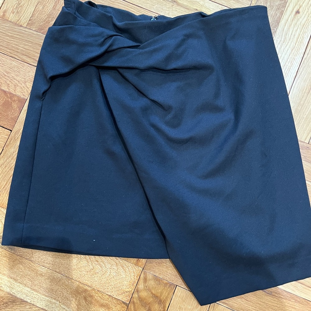 Babaton black asymmetrical skirt